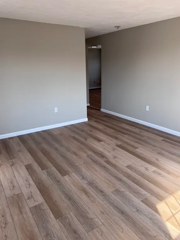 1099 River St #3, Boston, MA 02136 - #3