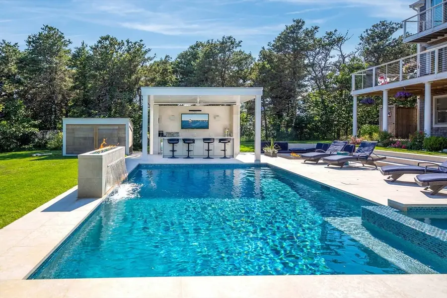 7 Katama Dr, Edgartown, MA 02539 - #3