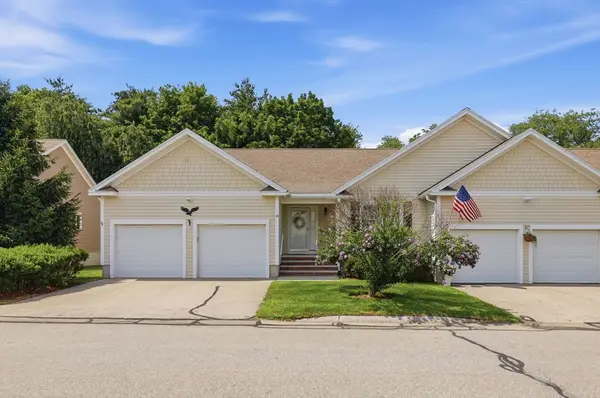 39 Russell Farm Dr #39, Methuen, MA 01844