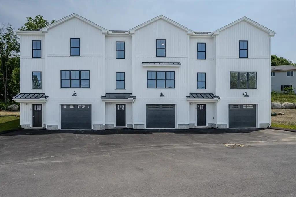 112 Genest St #17, Dracut, MA 01826 - #1