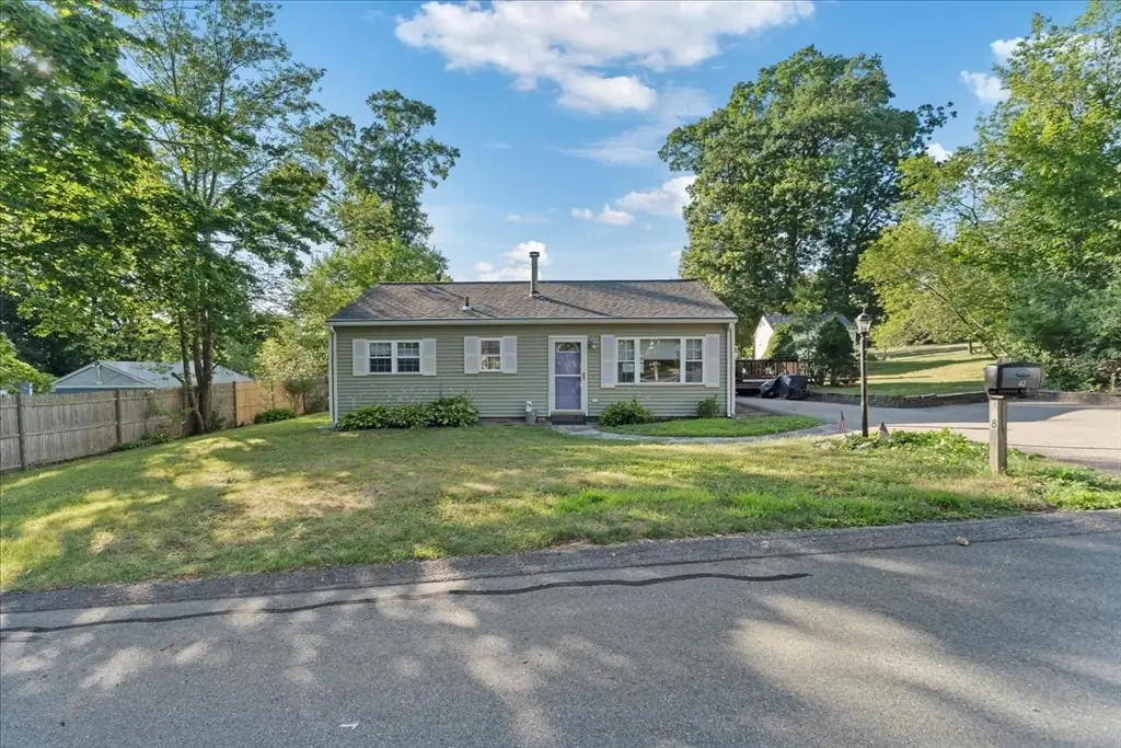 18 Evergreen Rd, Plainville, MA 02762 - #1