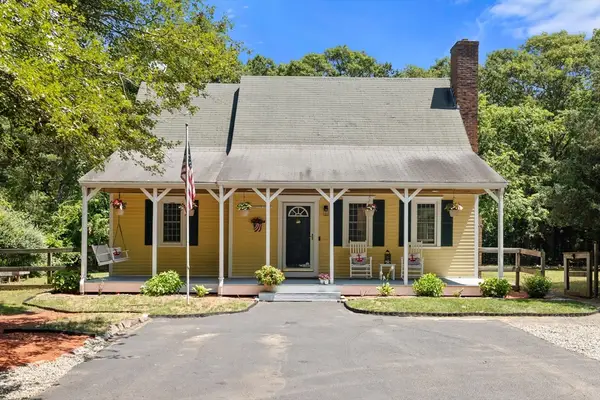 119 Hayway Rd, Falmouth, MA 02536