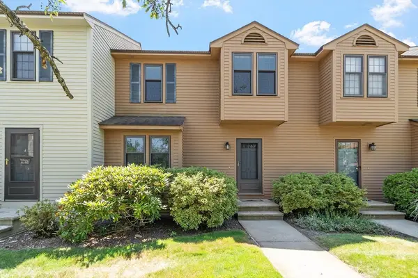 292 Apache Way #292, Tewksbury, MA 01876