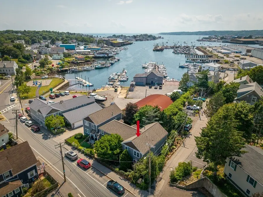 65 E Main St #3, Gloucester, MA 01930 - #2