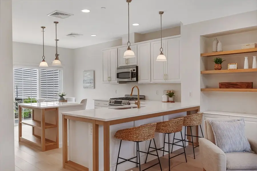 180 Halsted Drive #180, Hingham, MA 02043 - #3