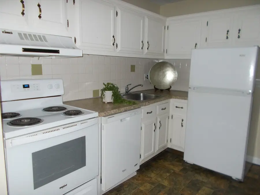 61 Storey Ave #2, Newburyport, MA 01950 - #2