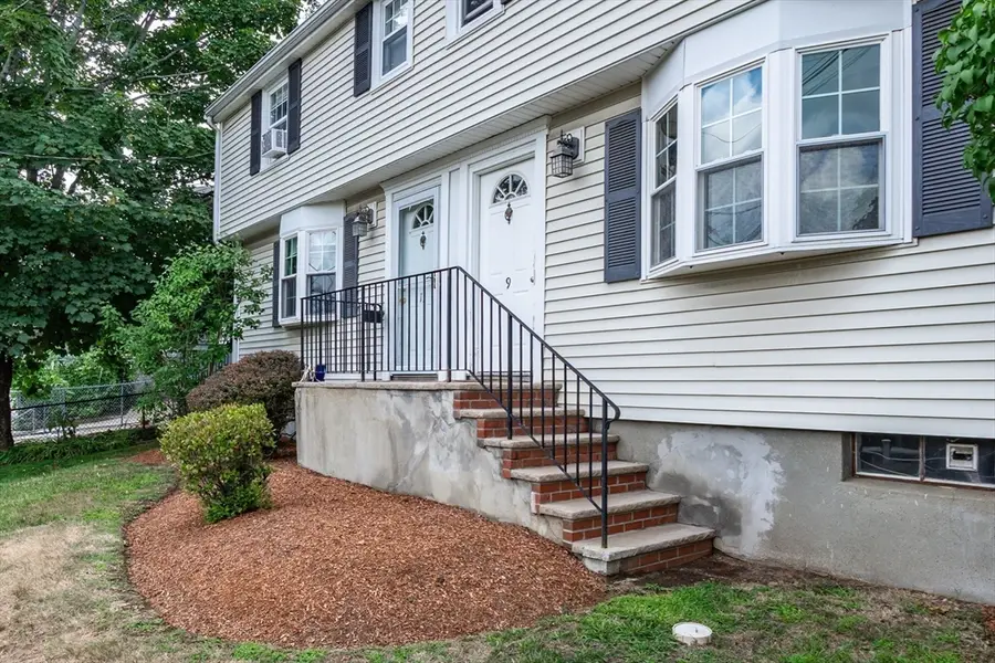 9 Bow St #9, Arlington, MA 02474 - #3
