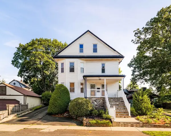 2-4 Peabody Rd, Stoneham, MA 02180
