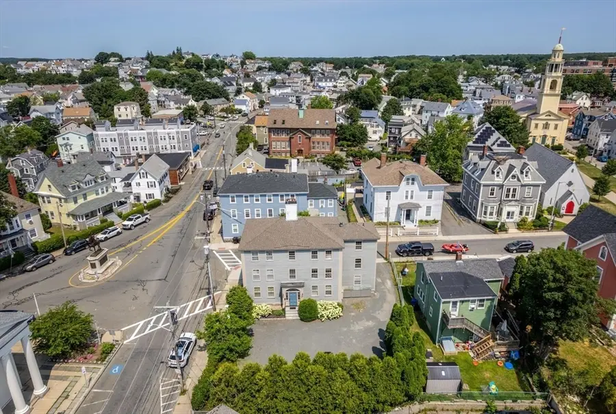 17 Washington Street #4, Gloucester, MA 01930 - #2