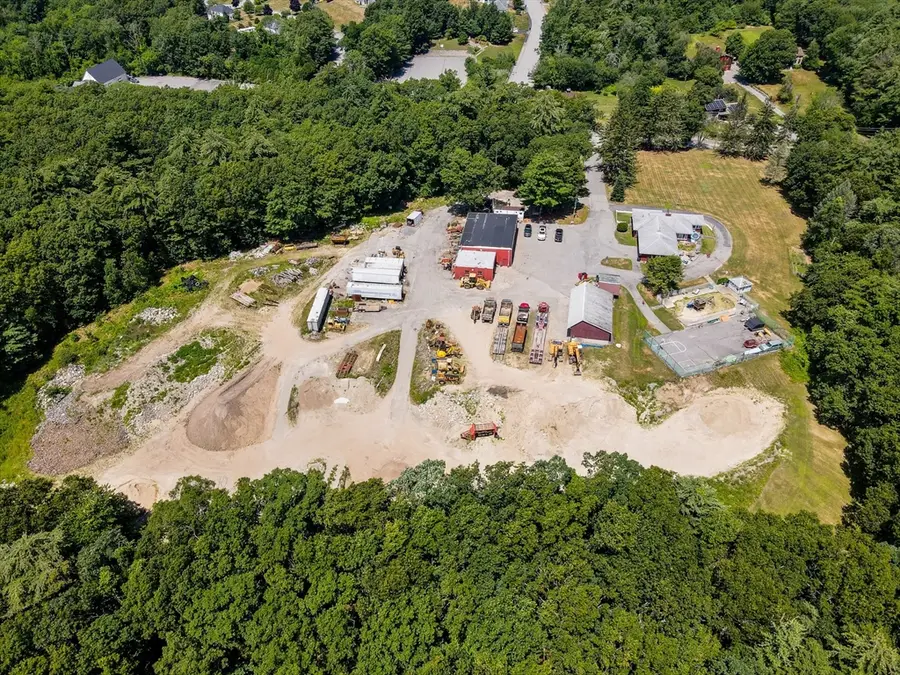 625 Broadway, Dracut, MA 01826 - #2
