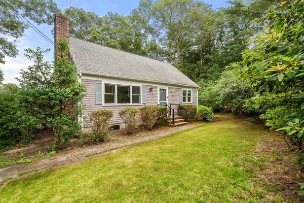 311 Cotuit Rd, Mashpee, MA 02649