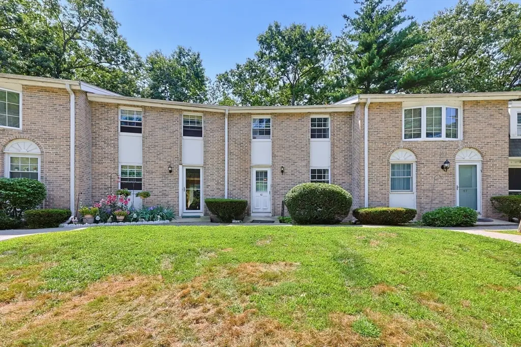 75 Sandy Pond Rd #40, Ayer, MA 01432 - #1
