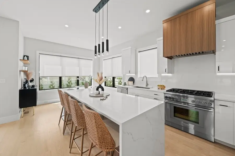 8 Gardner Street, Newton, MA 02458 - #3