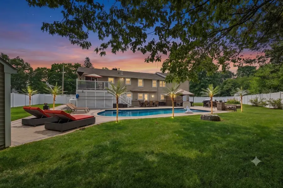 1 Gleason Rd, Burlington, MA 01803 - #2