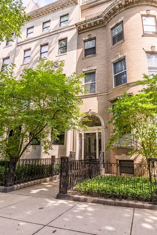 405 Commonwealth Ave #2, Boston, MA 02215