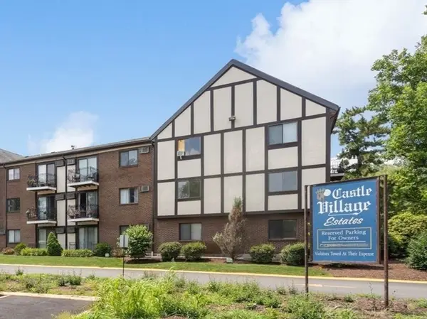 159 Bittersweet Ln #123, Randolph, MA 02368