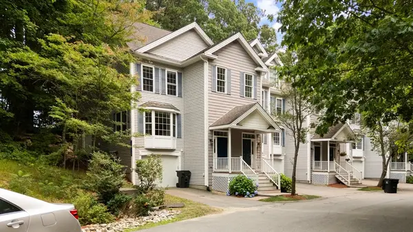 36 Georgetown Drive, Nashua, NH 03062