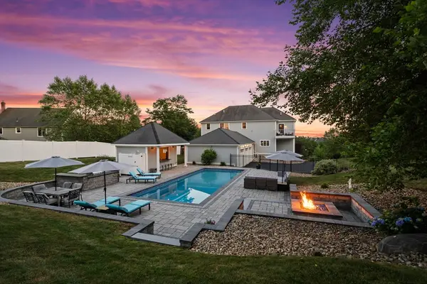 7 Bridle Spur Ln, Danvers, MA 01923