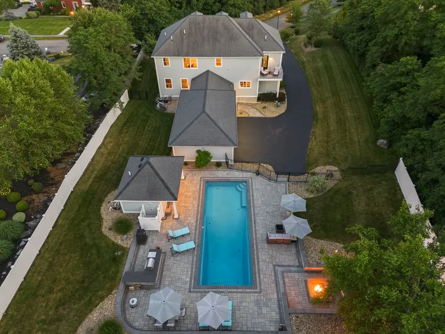 7 Bridle Spur Ln, Danvers, MA 01923 - #3