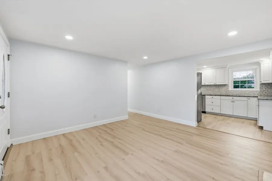 4 Lawrence Rd, Wayland, MA 01778 - #3