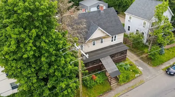 98 Lincoln St, Pittsfield, MA 01541