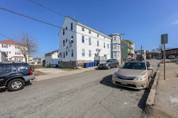 47 Boutwell, Fall River, MA 02720