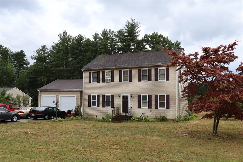 117 Charlton St, Oxford, MA 01540 - #1