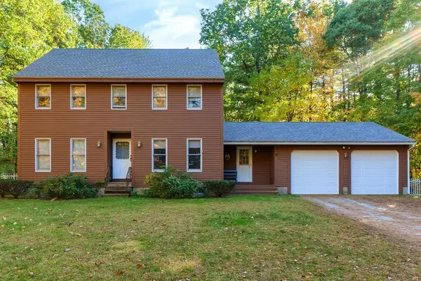 686 Scott Rd, Fitchburg, MA 01420