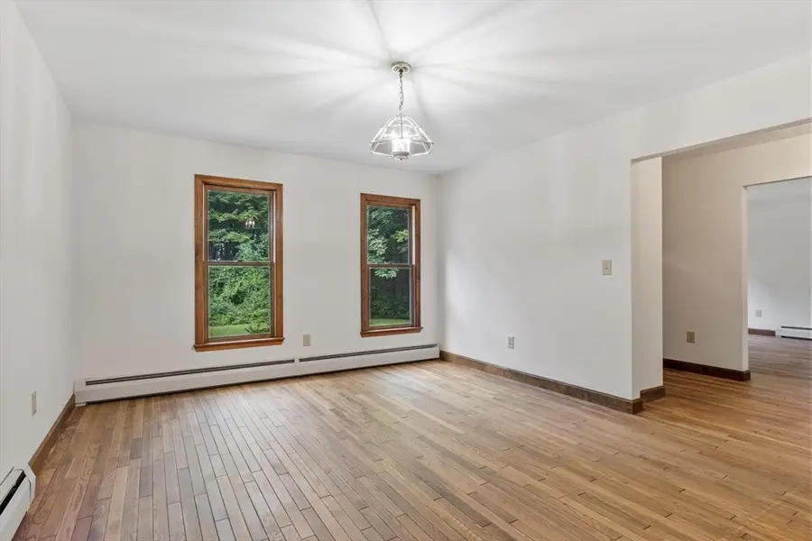 686 Scott Rd, Fitchburg, MA 01420 - #3