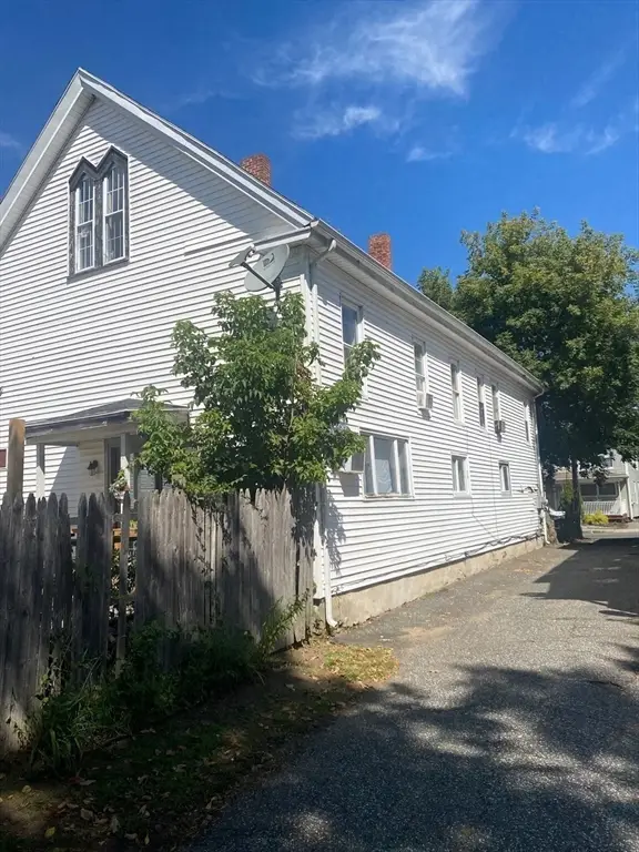 60 Pulaski St, Ware, MA 01082 - #3