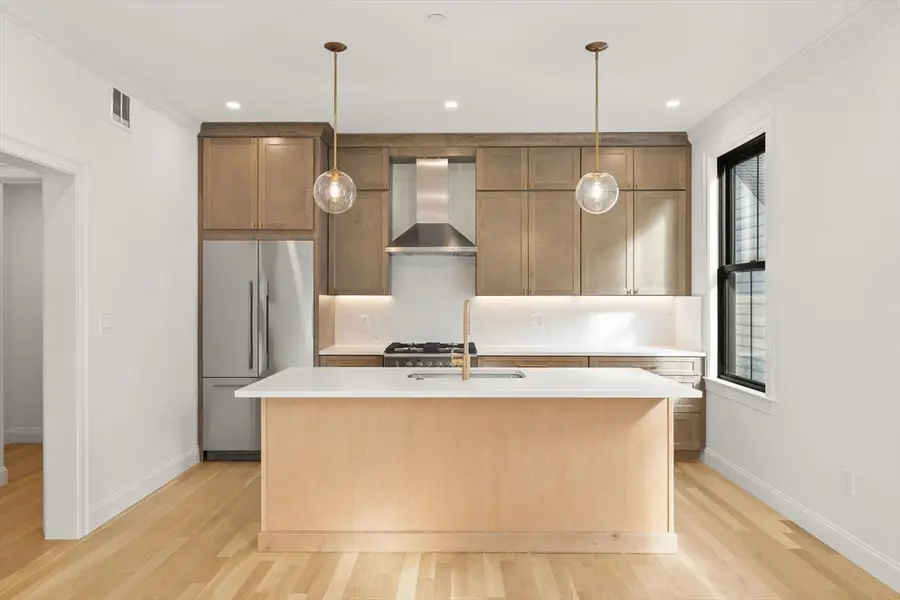 27 Shepard St #2, Boston, MA 02135 - #2