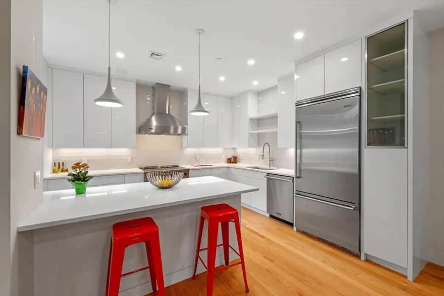 950 Massachusetts Avenue #CB3, Cambridge, MA 02139 - #2