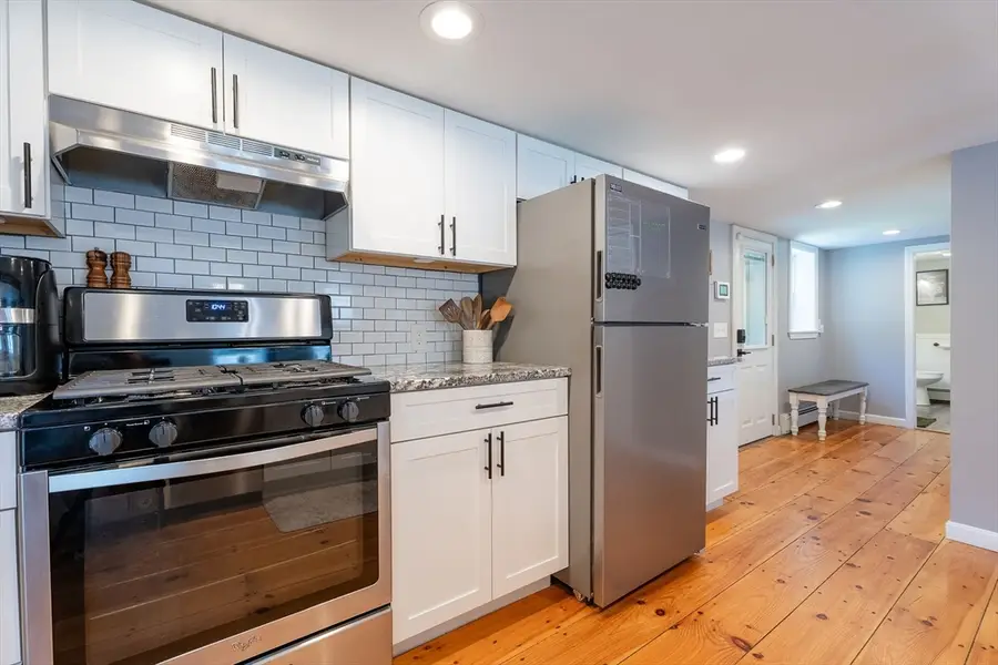 30 Worcester St, Taunton, MA 02780 - #3