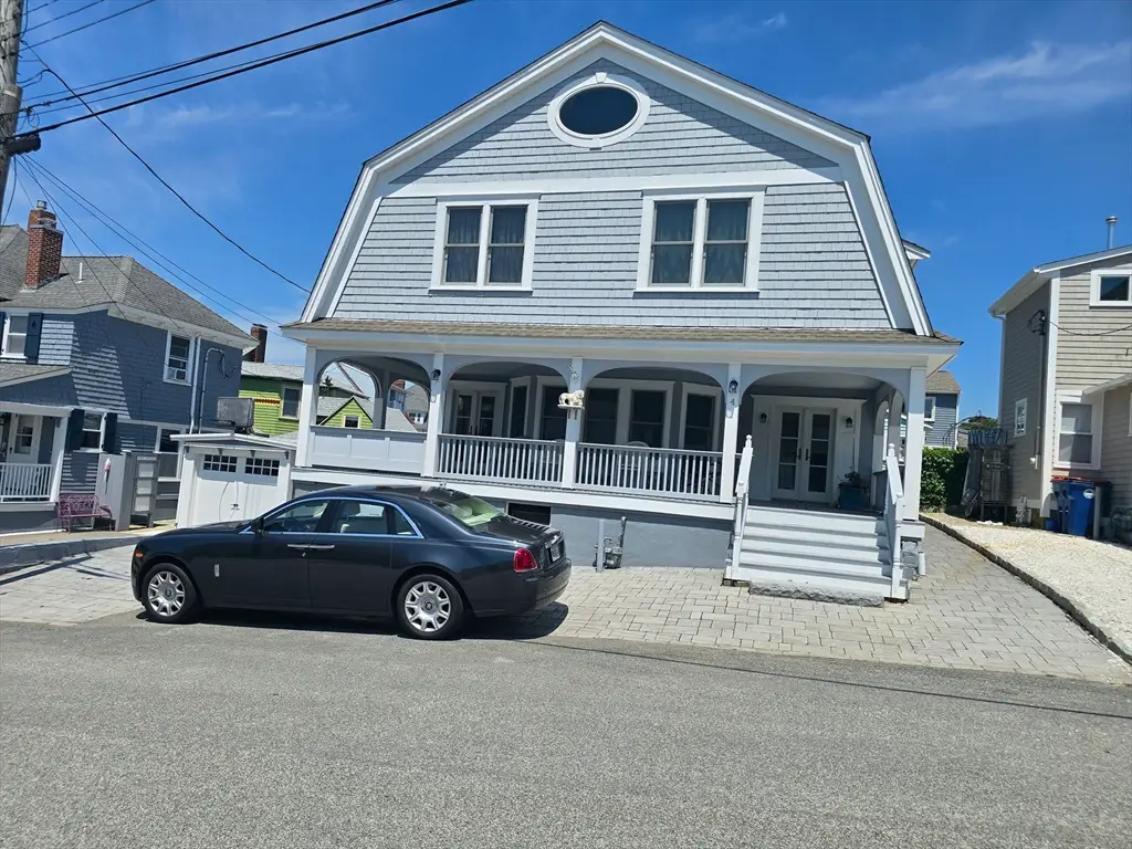 4 Hammond St, Wareham, MA 02532 - #1