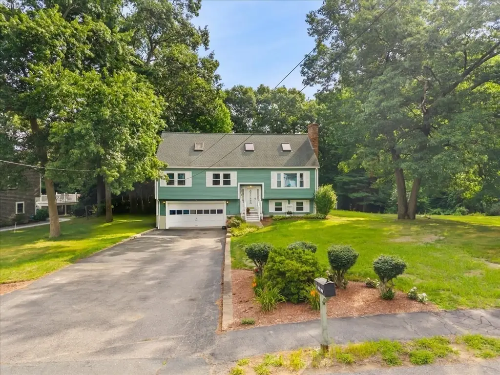 32 Maria Ln, Taunton, MA 02780 - #1