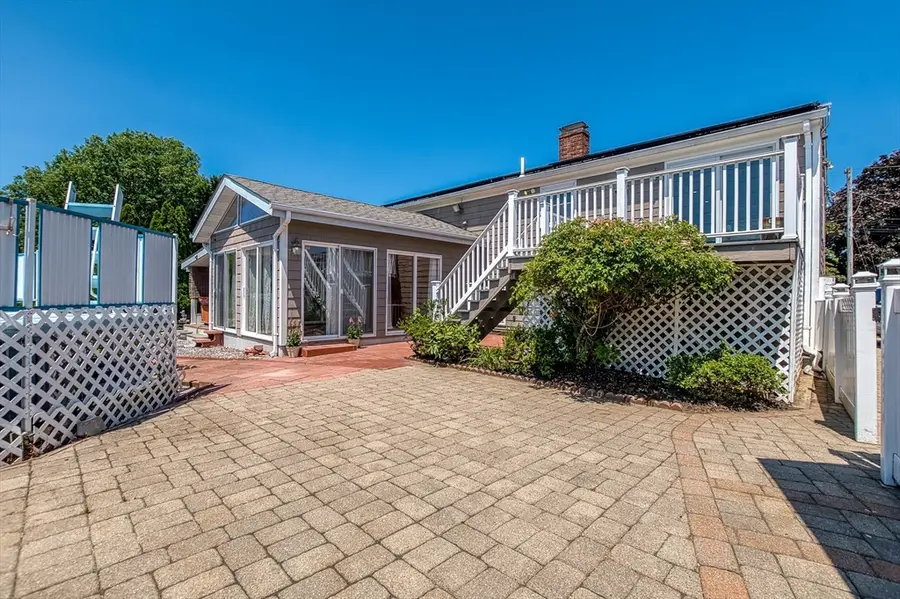 21 Cardosi Court, Pawtucket, RI 02861 - #2