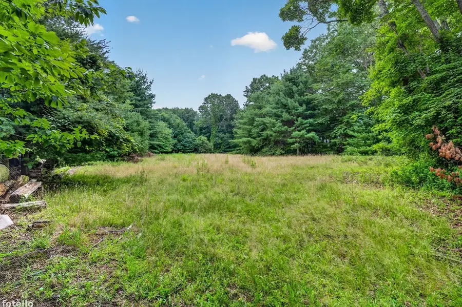 52 S Main St, Berkley, MA 02779 - #2