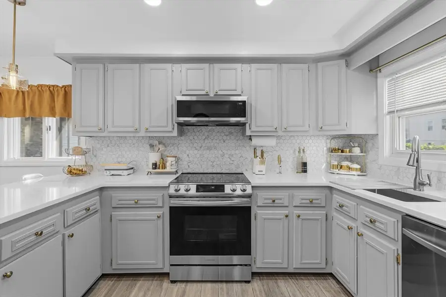 115 Division St, New Bedford, MA 02744 - #2