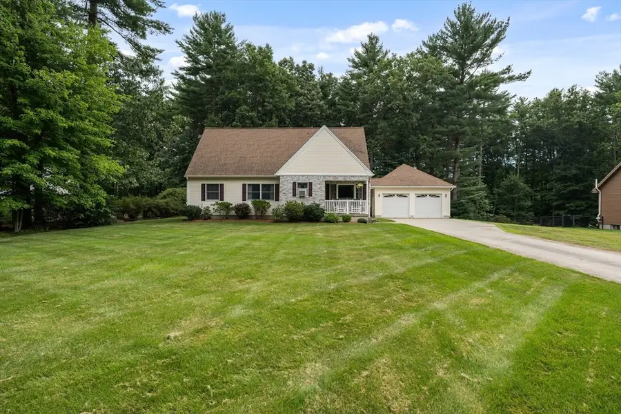 16 Pine Hill Rd, Easthampton, MA 01027 - #3