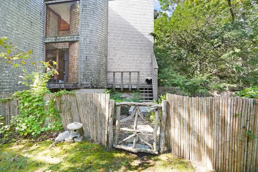21 & 25 Fulling Mill Road, Chilmark, MA 02535 - #3