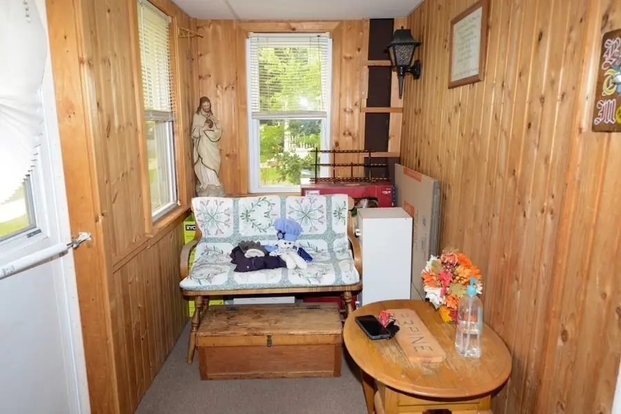 93 Pine St, Dalton, MA 01226 - #3