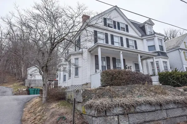 118 Pleasant Street, Fitchburg, MA 01420