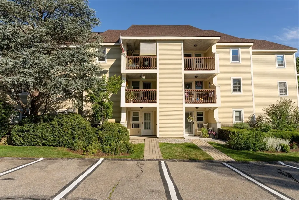 124 Heritage Dr #124, Northbridge, MA 01588 - #1