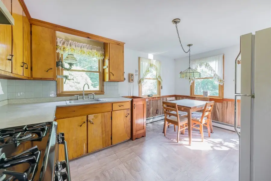 29 Puritan Rd, Bourne, MA 02532 - #3