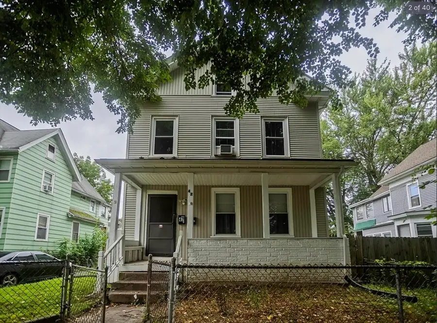 47 Taylor St, Holyoke, MA 01040 - #2