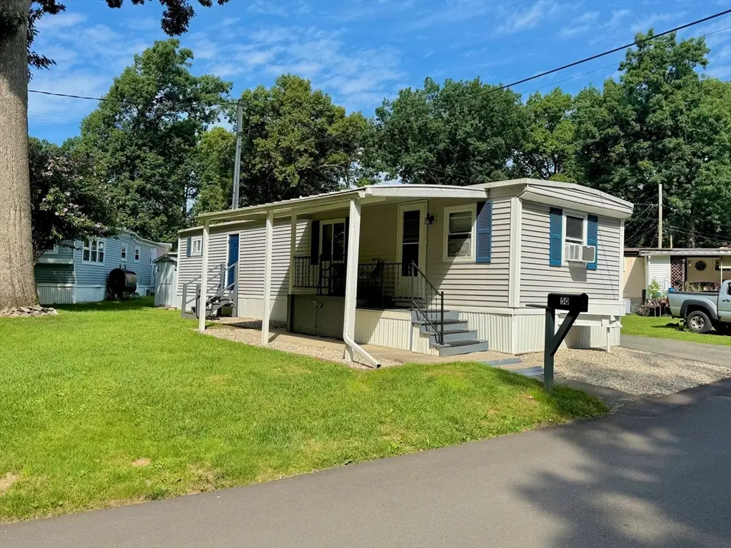 50 Puffin Dr, Chicopee, MA 01020 - #1