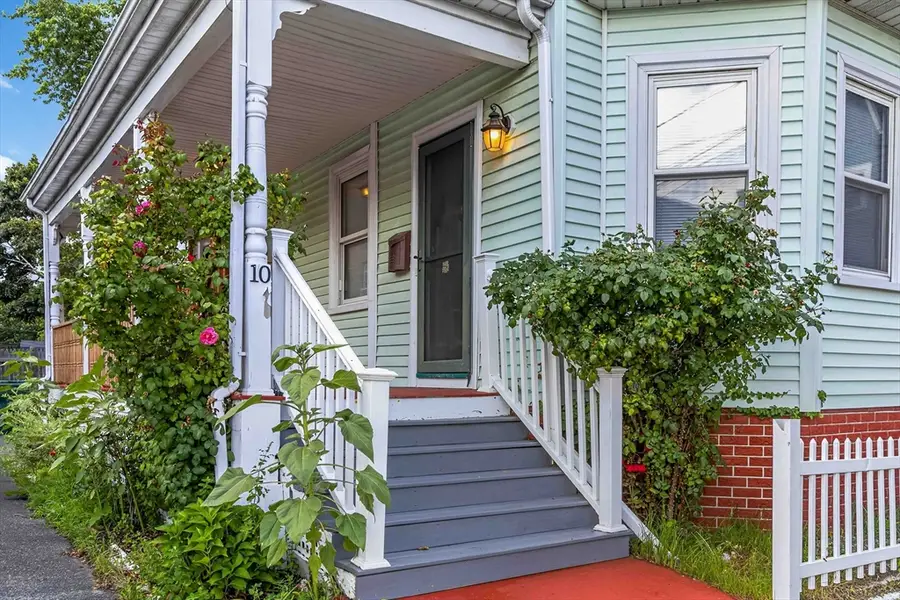 10 Cobbet Pl, Lynn, MA 01902 - #2