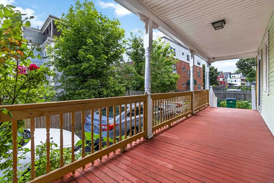 10 Cobbet Pl, Lynn, MA 01902 - #3