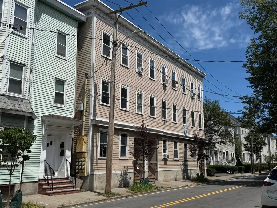 243 Columbia, Cambridge, MA 02139 - #3