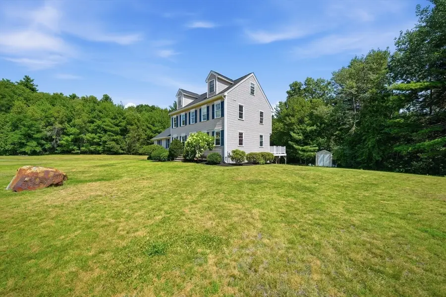 4 Brookview Circle, Tyngsborough, MA 01879 - #2
